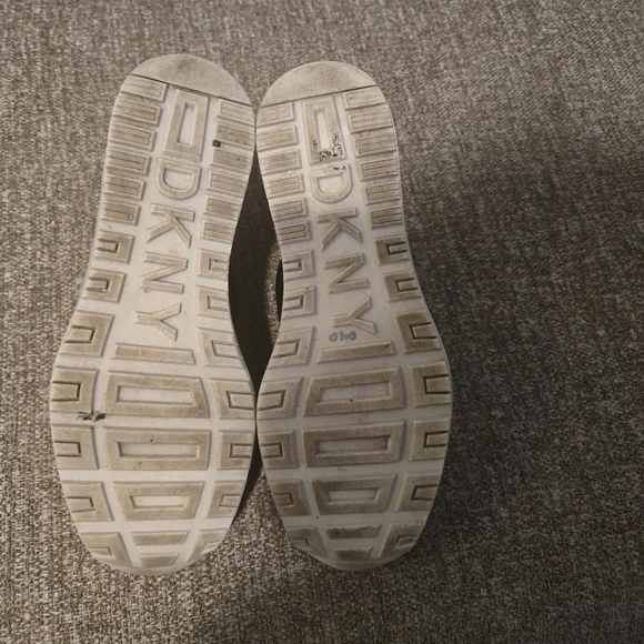 DKNY Black and White Slip-On Platforms - Picture 6 of 6